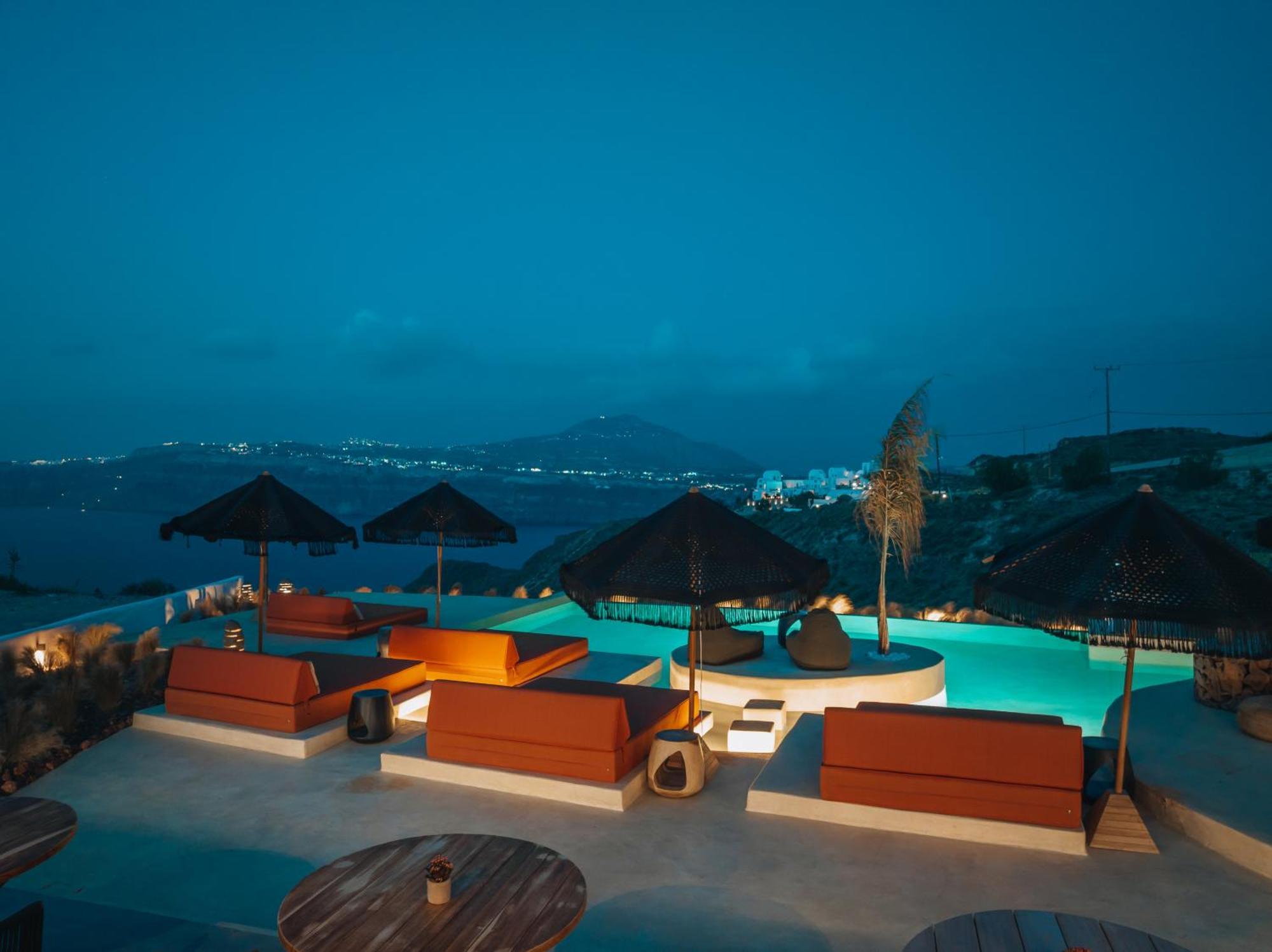 Divino Caldera Hotel Akrotírion Exterior foto